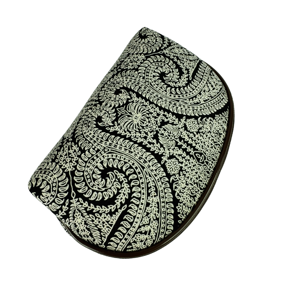 LABEL BANDHANI- 8771 HANDBLOCK PRINTED MAKEUP POUCH - Image 4