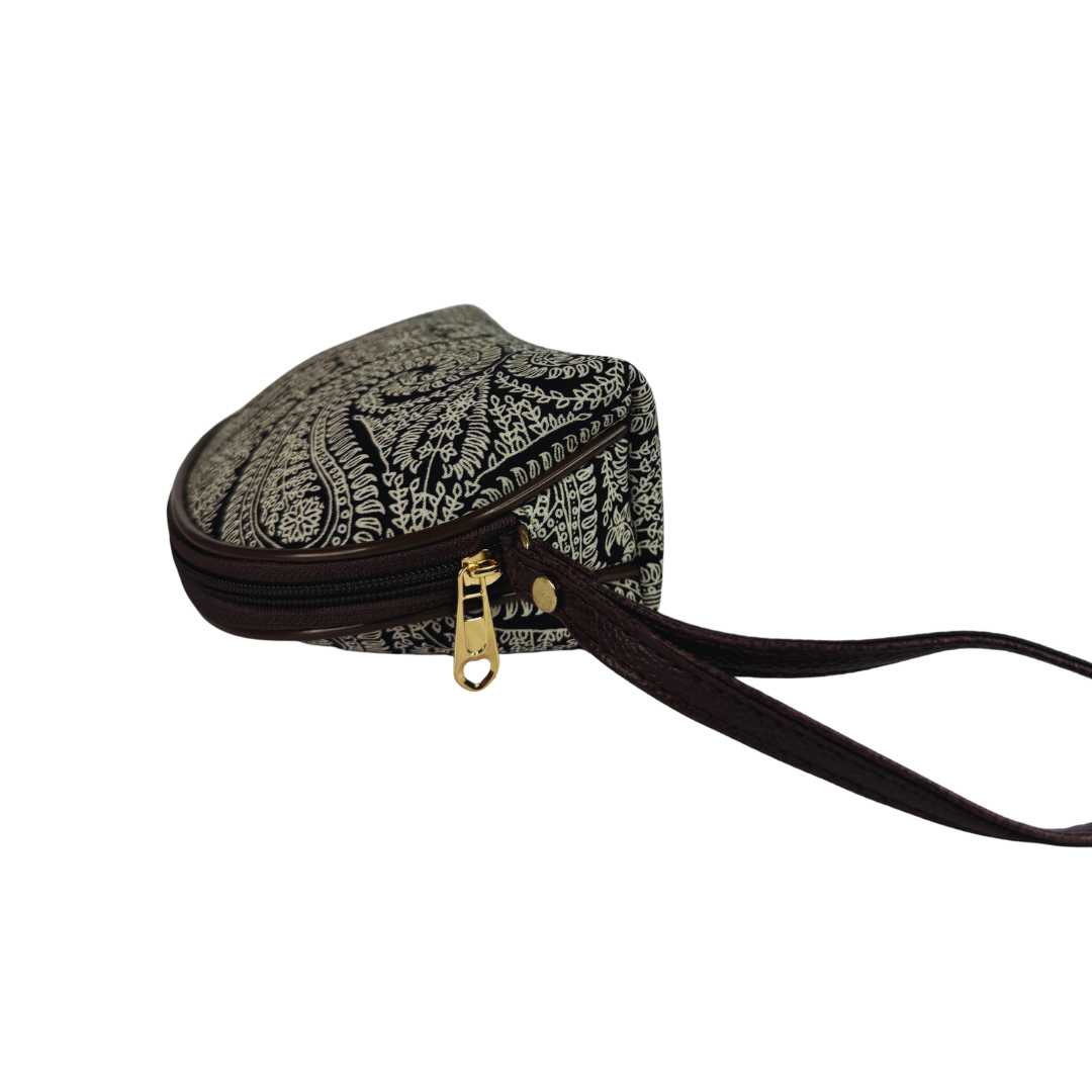 LABEL BANDHANI- 8771 HANDBLOCK PRINTED MAKEUP POUCH - Image 3